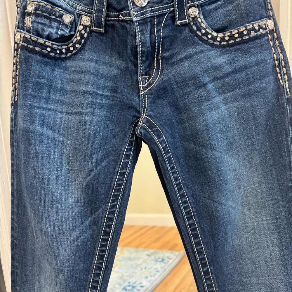 Miss Me Authentic women's jeans size 27 straight leg. Inseam 32. Dark wash.
